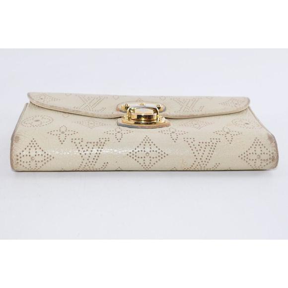 Louis Vuitton Lv Mahina Portefeuille #89099L70 - Picture 6 of 11